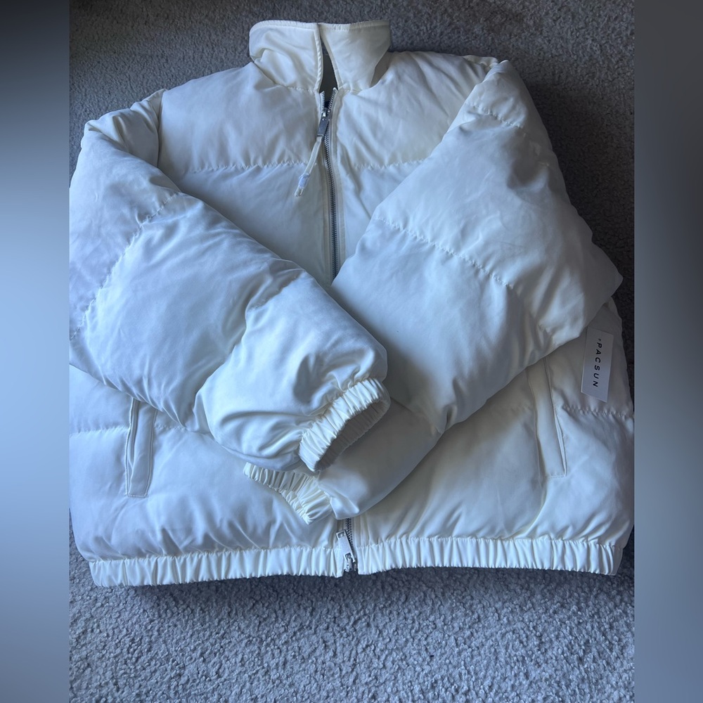 NWT PacSun Cream Puffer Jacket
